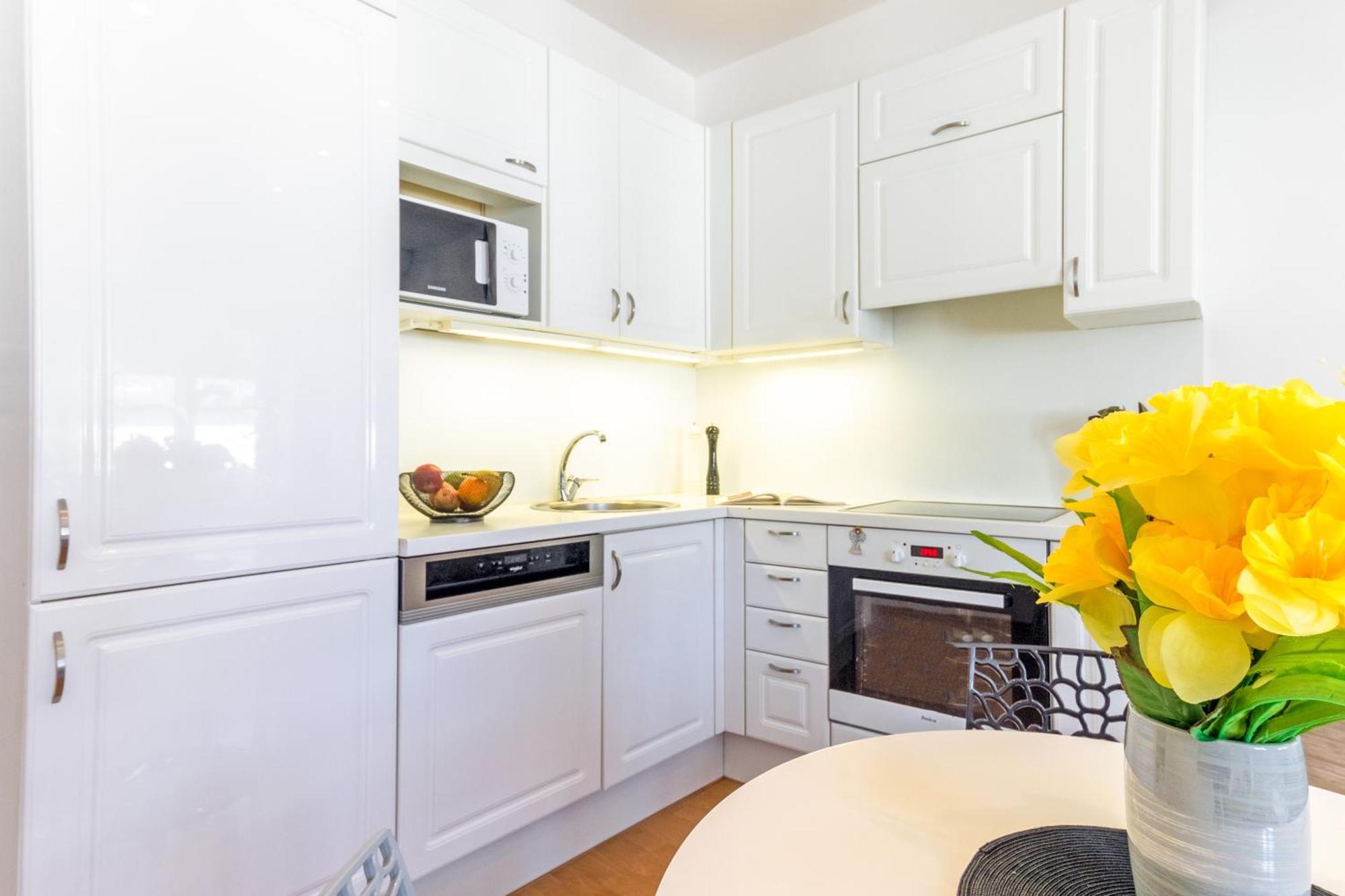 Gorgeous City Center Apartment In Bratislava With Free Parking 외부 사진